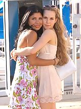 naked blonde, Jezebele plays with sexy Fiona