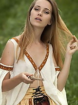 naked blondes, WoW nude elsy skinny nude forest