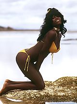 Amazing Ebony in bikini sexy posing outdoor